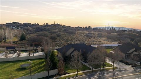 Tiny photo for 512 E RIDGE DR, Alpine, UT 84004 (MLS # 2126602)