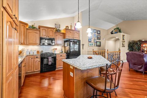 Tiny photo for 6453 S FREMONT PEAK CIR, Taylorsville, UT 84129 (MLS # 2142097)
