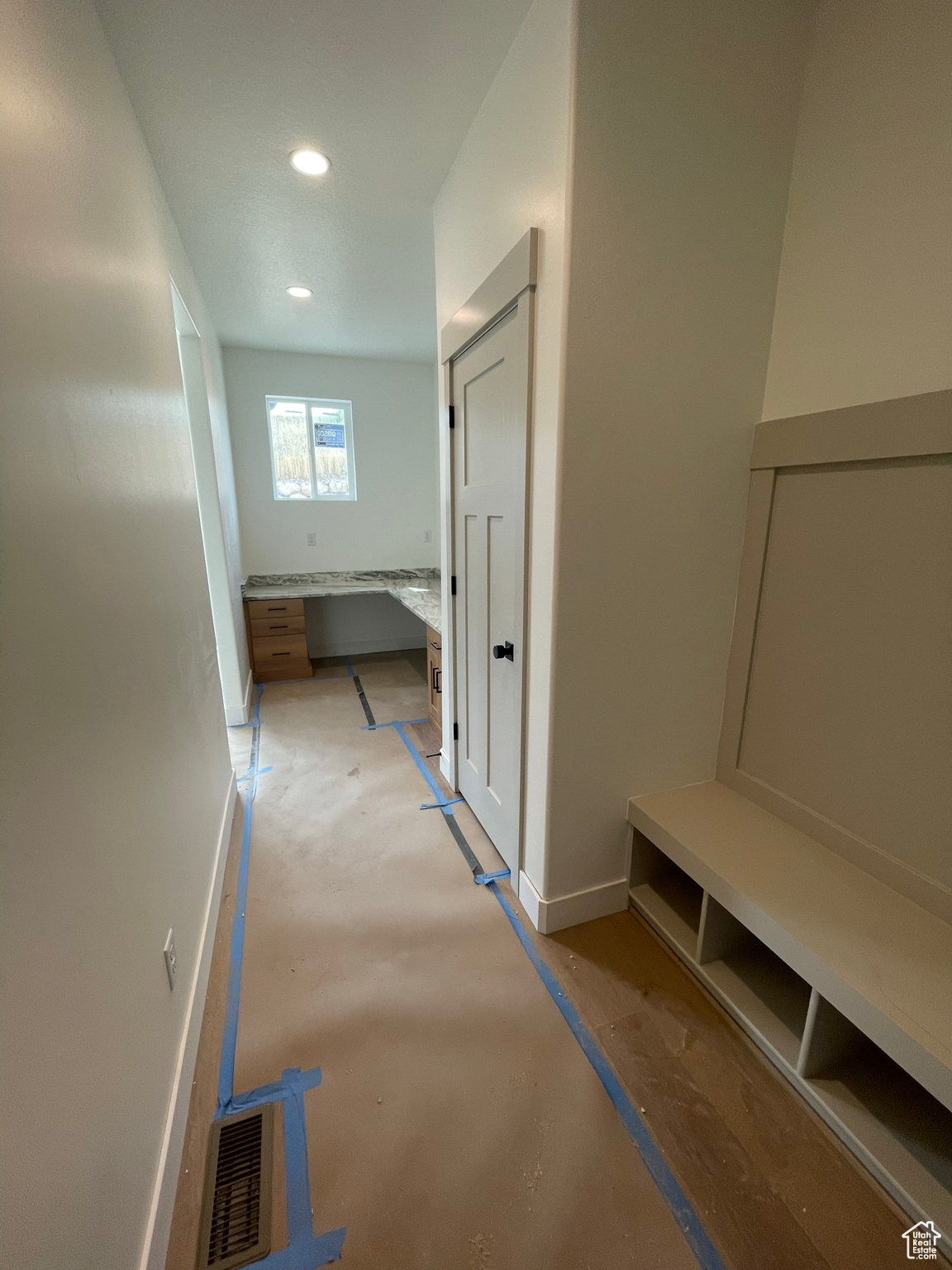 HIDDEN OAKS - Residential