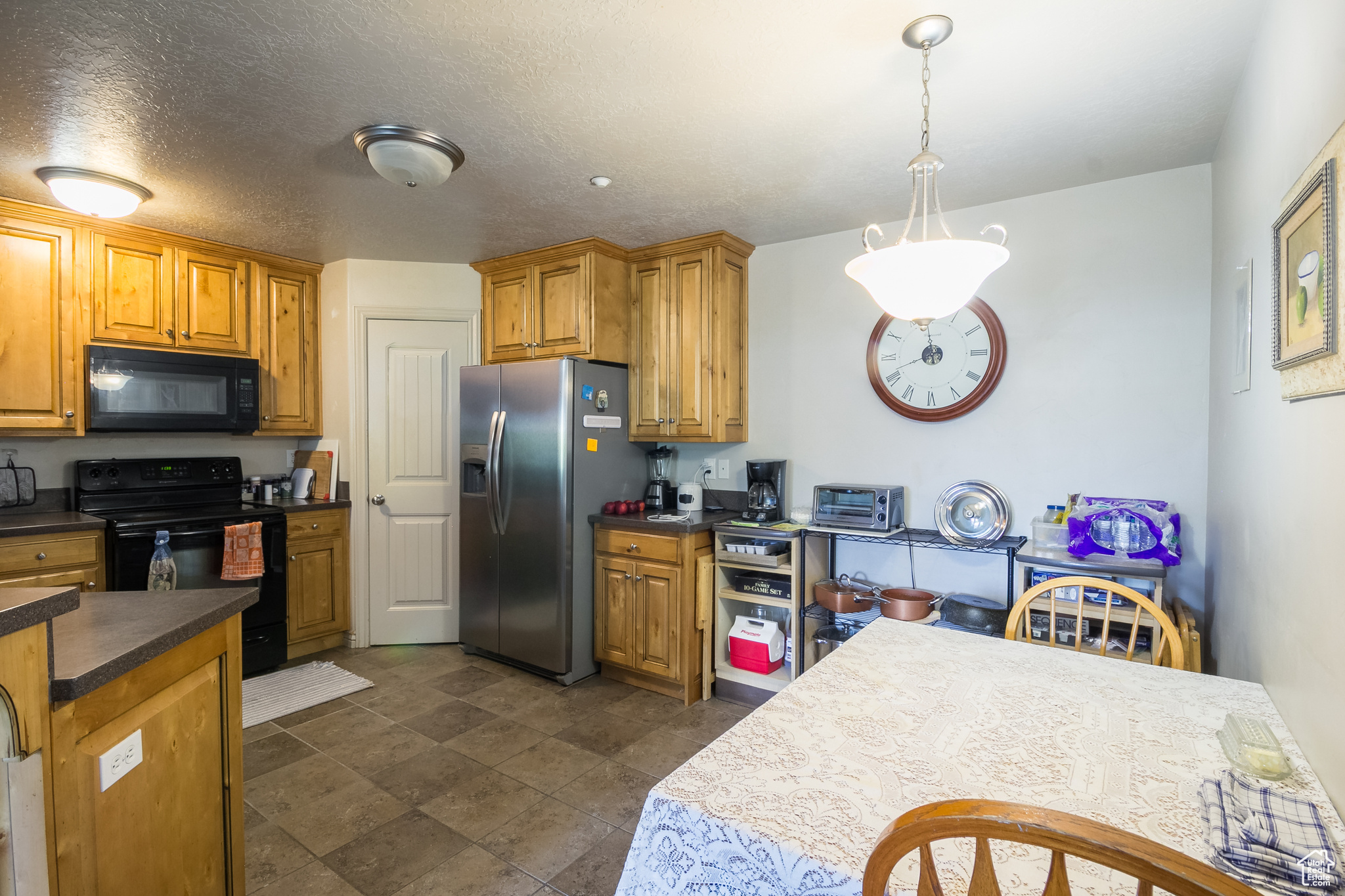 SILVER PINES CONDOMU - Residential
