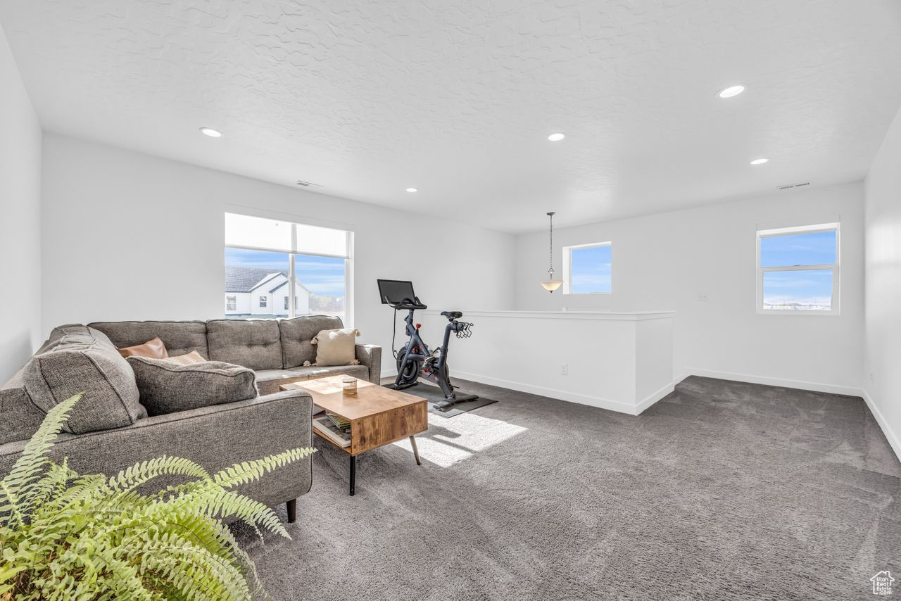 PASTURES AT SADDLEBACK - Residential