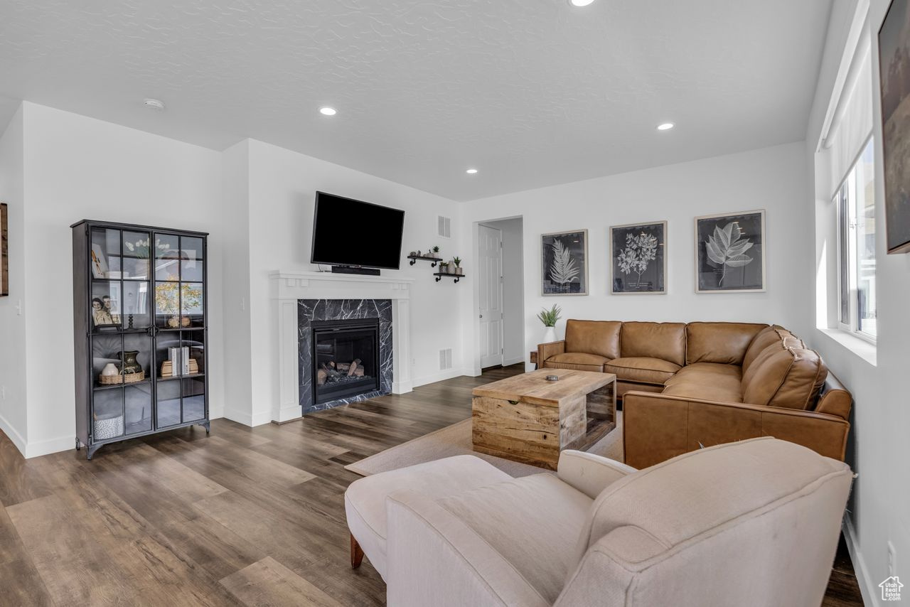 PASTURES AT SADDLEBACK - Residential