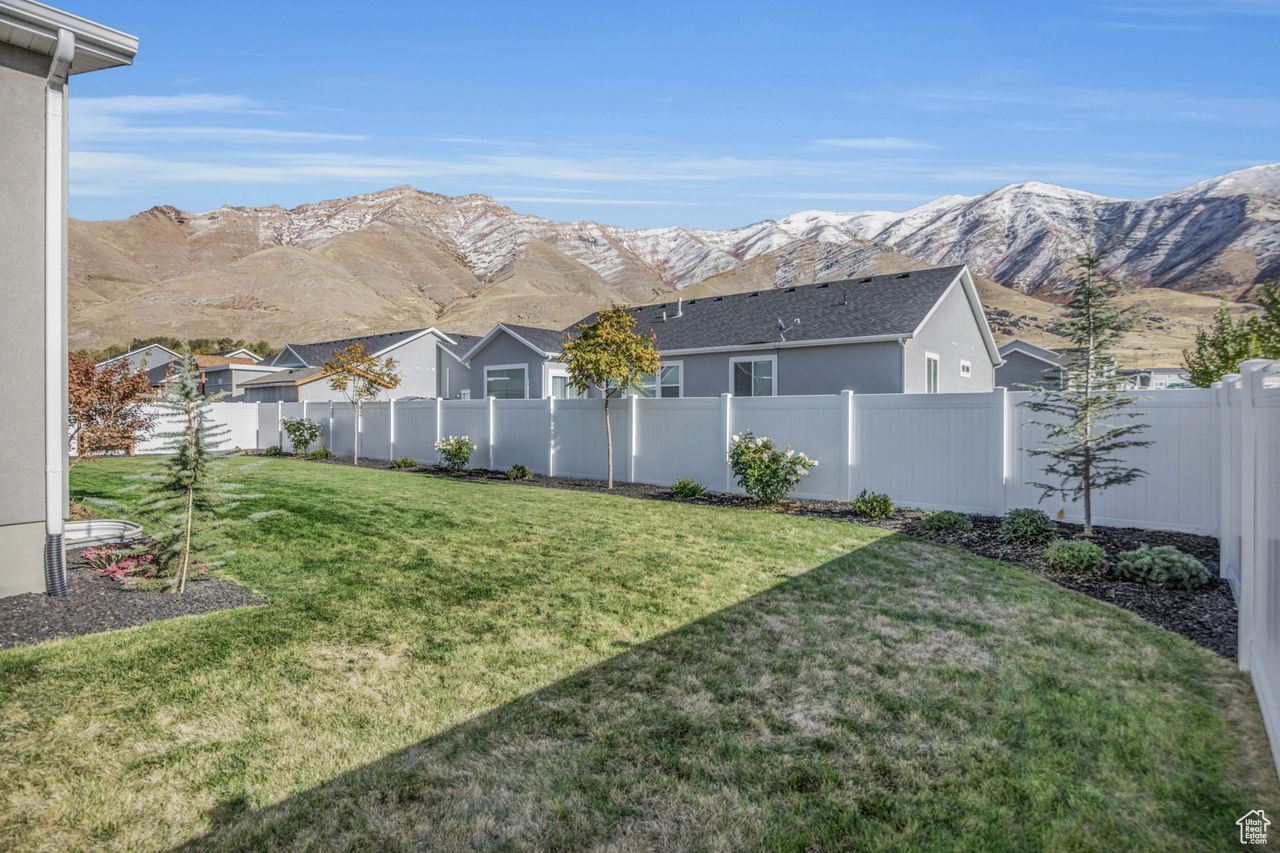 PASTURES AT SADDLEBACK - Residential