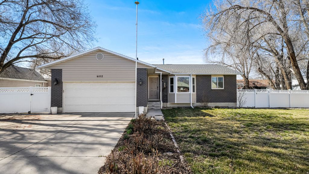 Photo of 6012 S 700 W, Murray, UT 84123 (MLS # 2141586)