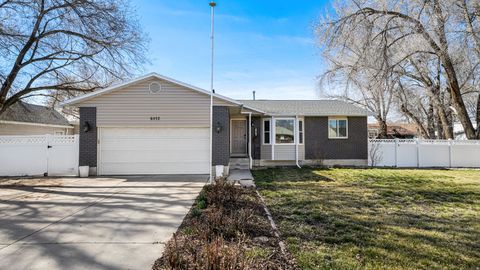Photo of 6012 S 700 W, Murray, UT 84123 (MLS # 2141586)
