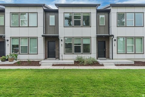 Photo of 60 E 775 S #18, Springville, UT 84663 (MLS # 2125077)