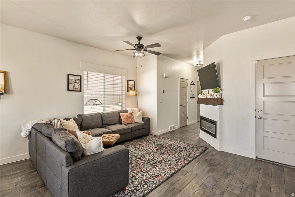 SAGEWOOD VILLAGE SUBDIVISION - Residential