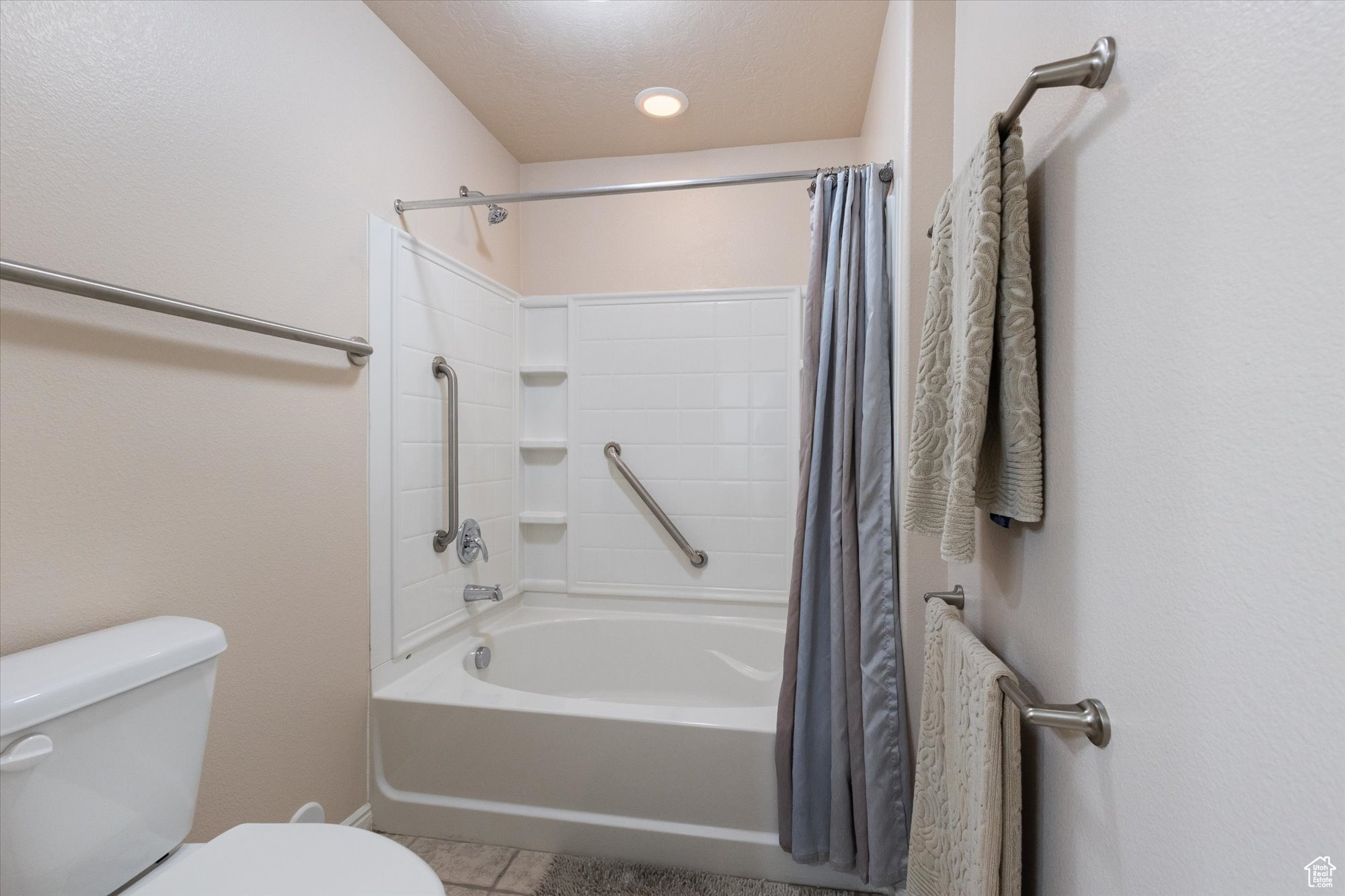 PEMBERLEY - Residential