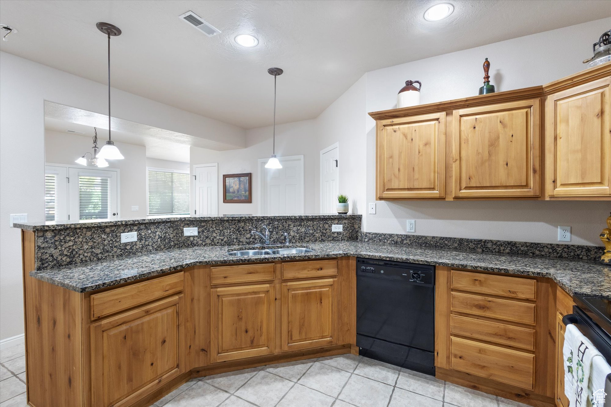 PEMBERLEY - Residential