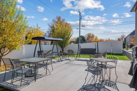 Tiny photo for 404 W 3700 N, Provo, UT 84604 (MLS # 2121424)