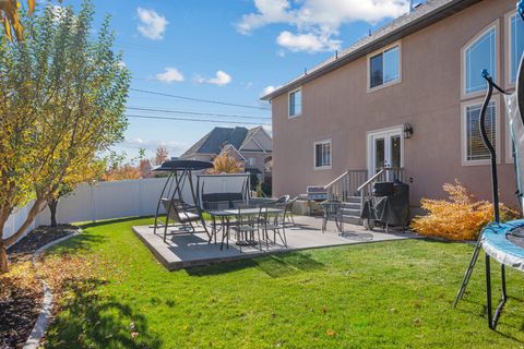Tiny photo for 404 W 3700 N, Provo, UT 84604 (MLS # 2121424)