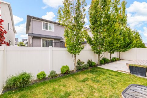 Tiny photo for 947 W CUSHING RD, Bluffdale, UT 84065 (MLS # 2154487)