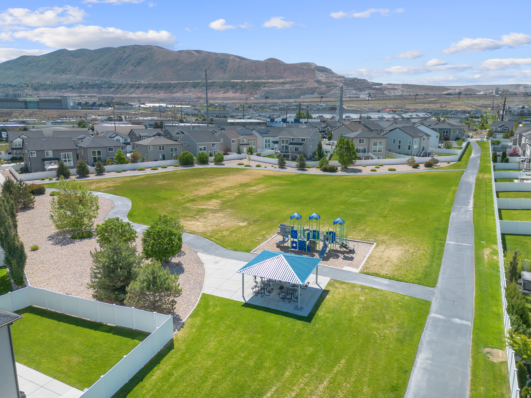 INDEPENDENCE VILLAGE - Residential