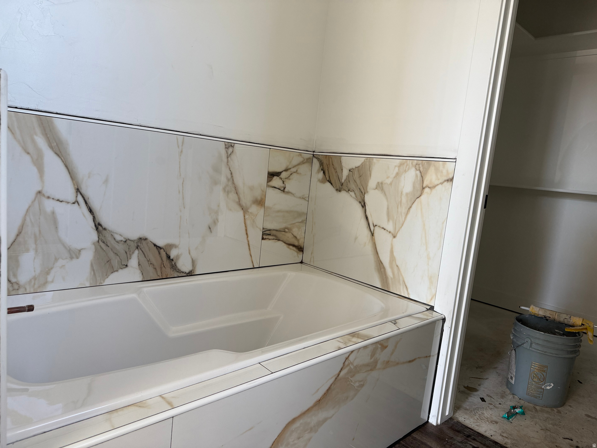 BASIN ACRES - Residential