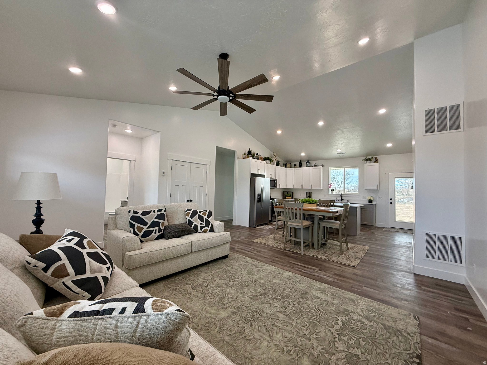 BASIN ACRES - Residential