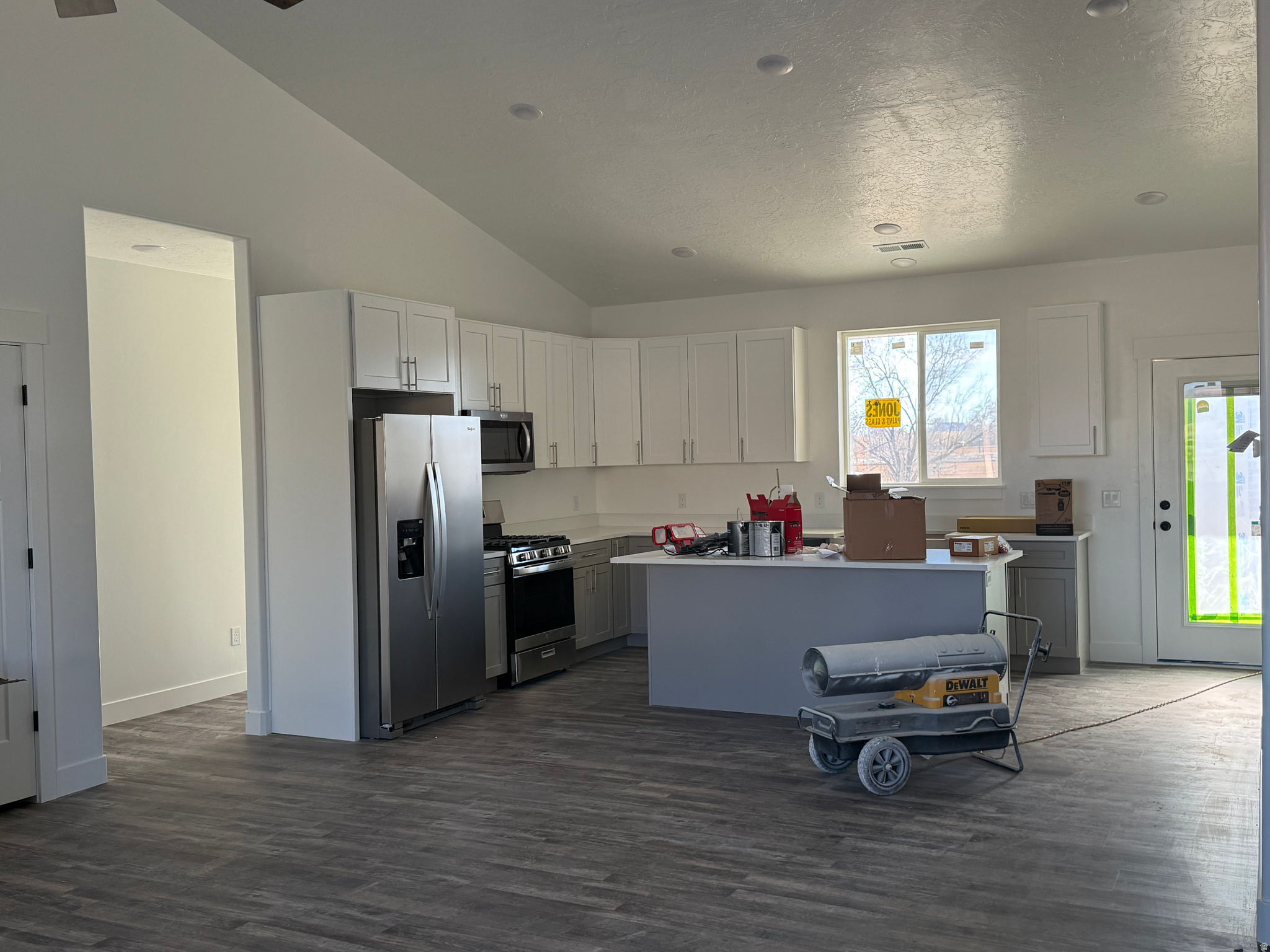 BASIN ACRES - Residential