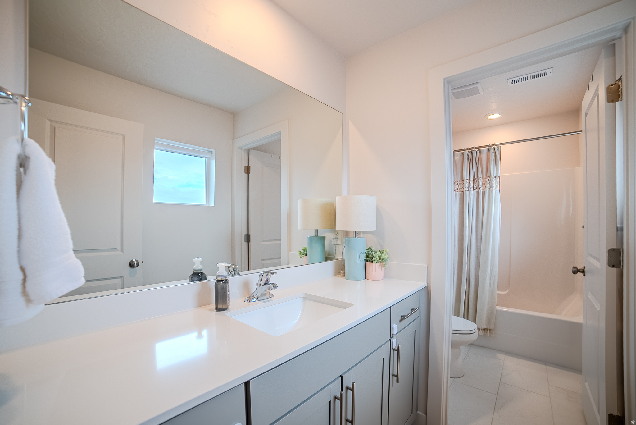 PRIMROSE - Residential