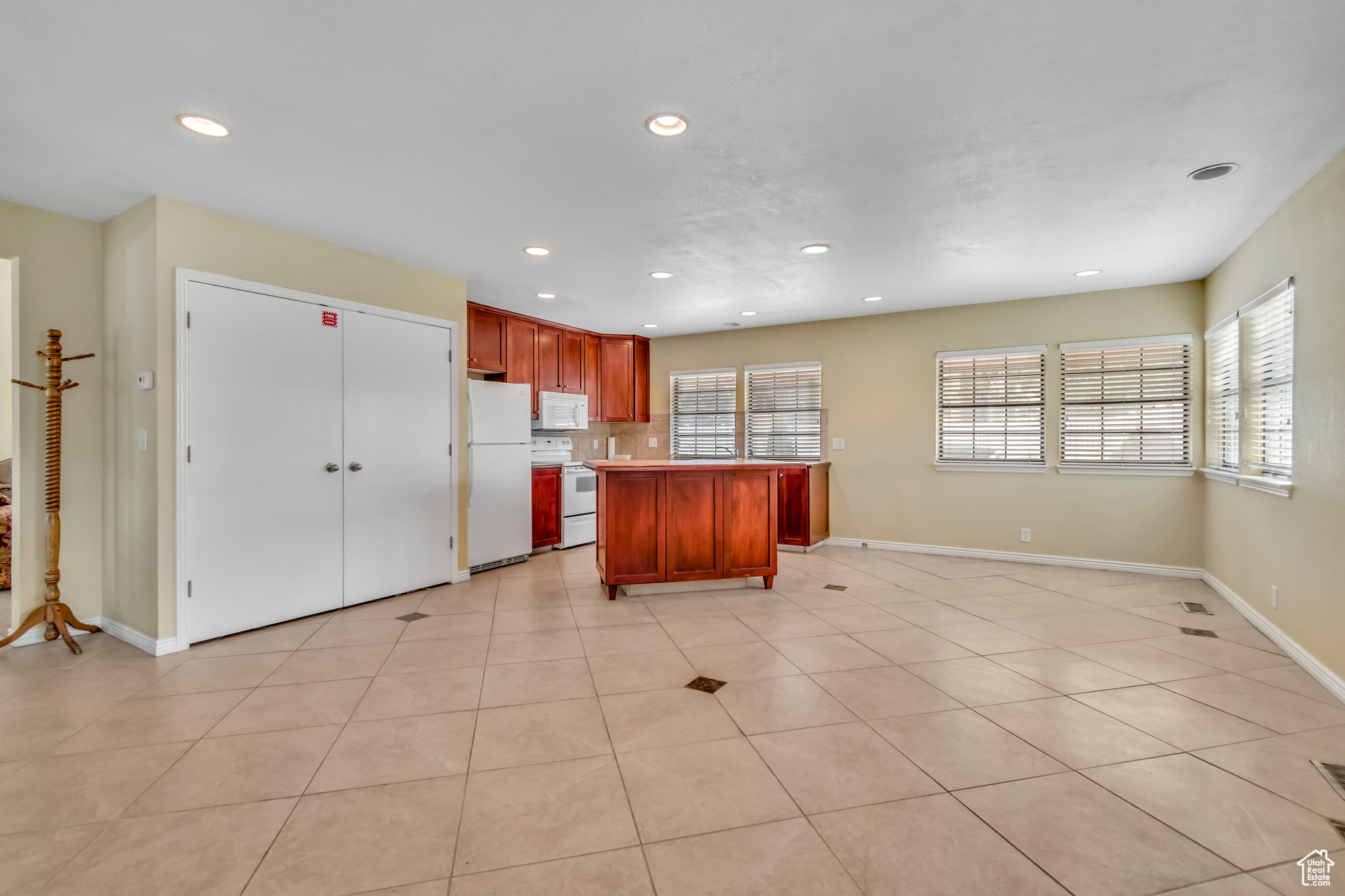 SHADOW RIDGE - Residential