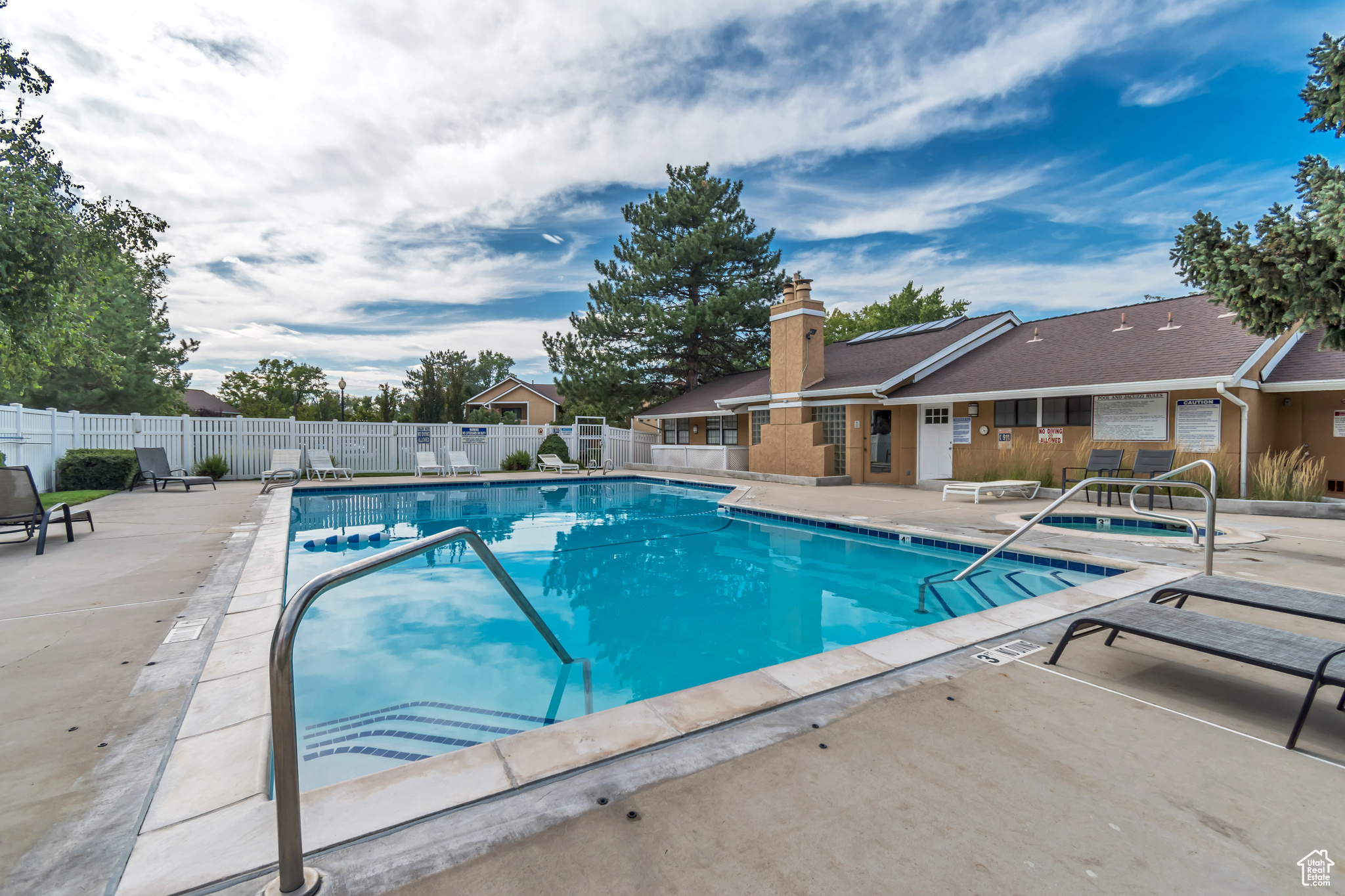 SHADOW RIDGE - Residential