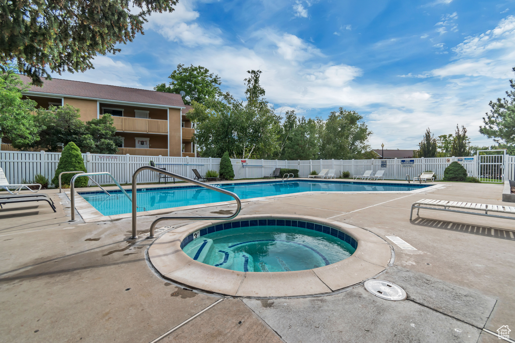 SHADOW RIDGE - Residential
