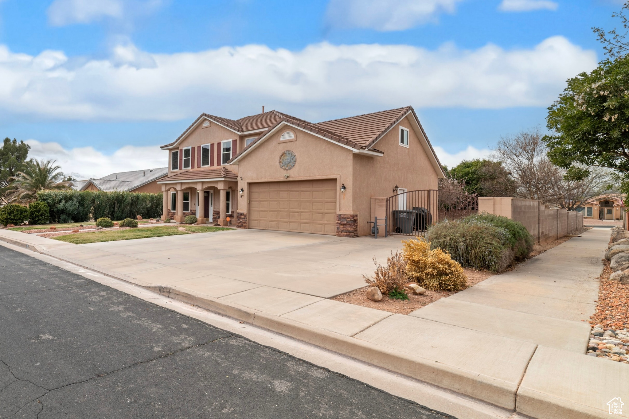 187 N Stone Mountain Dr, Saint George, Utah image 2