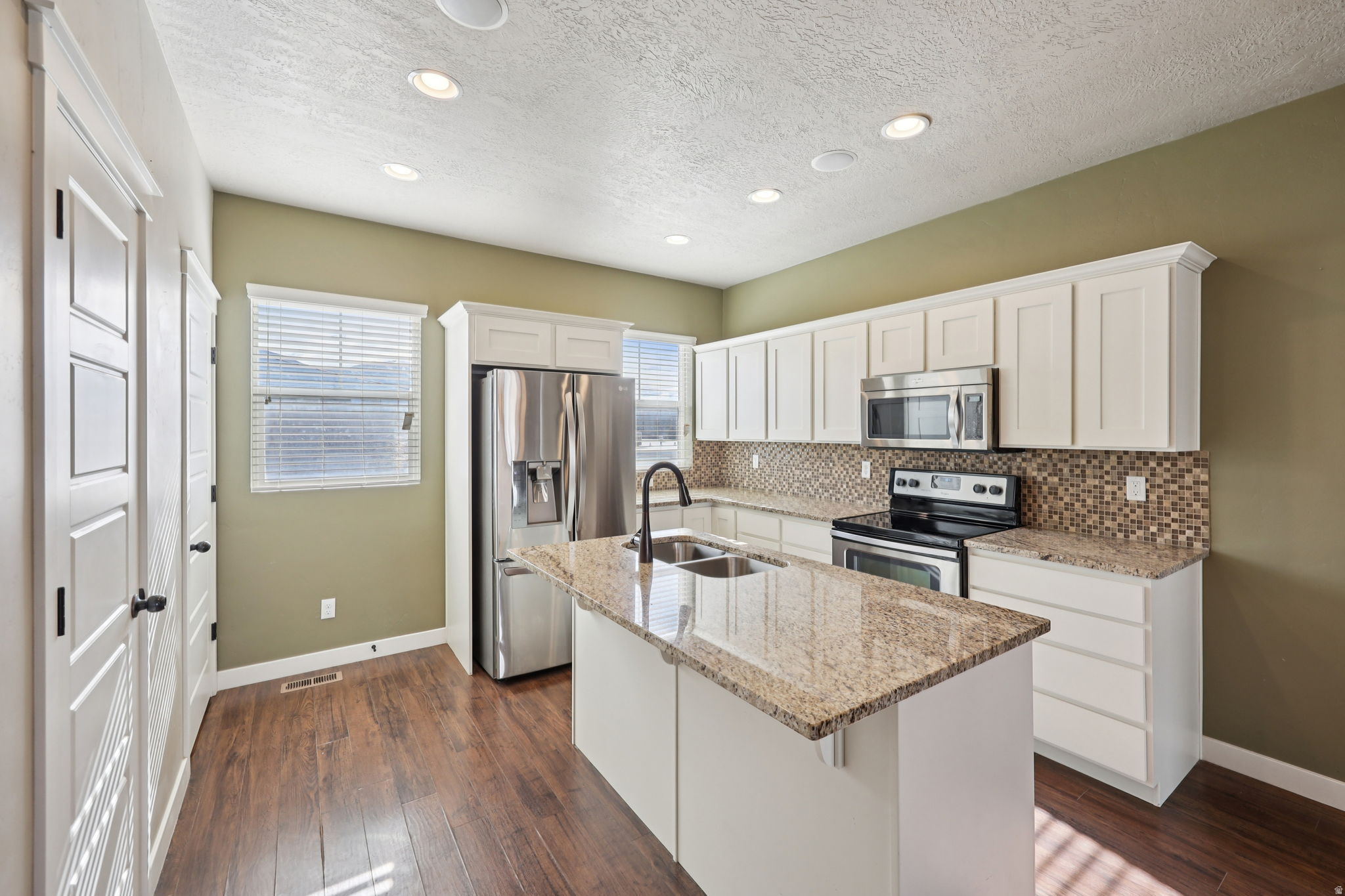 KAYS LANDING - Residential