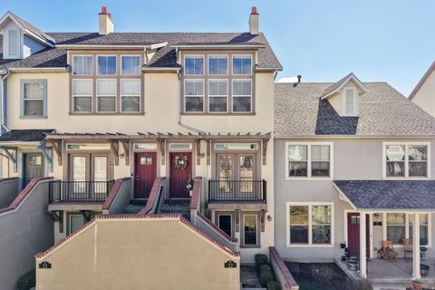 Photo of 420 N MAIN ST #22, Kaysville, UT 84037 (MLS # 2142852)