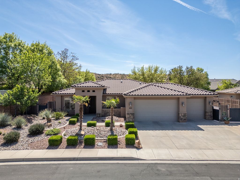Photo of 488 E 1525 S, Washington, UT 84780 (MLS # 2147139)