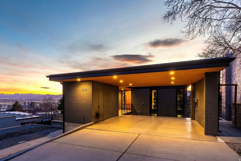 Photo of 619 N J ST, Salt Lake City, UT 84103 (MLS # 2144129)