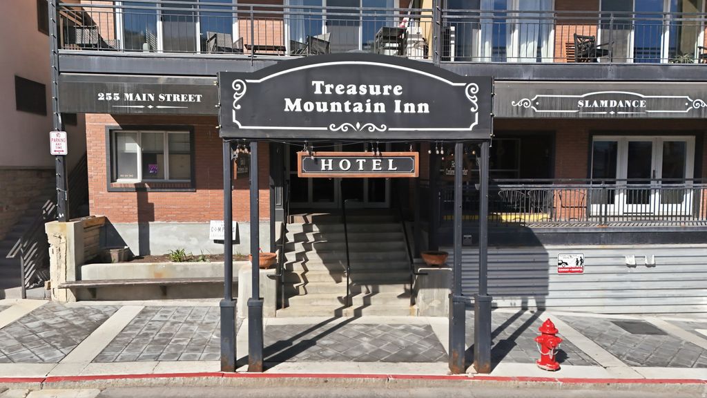 Photo of 220 PARK AVE #C51, Park City, UT 84060 (MLS # 2154804)