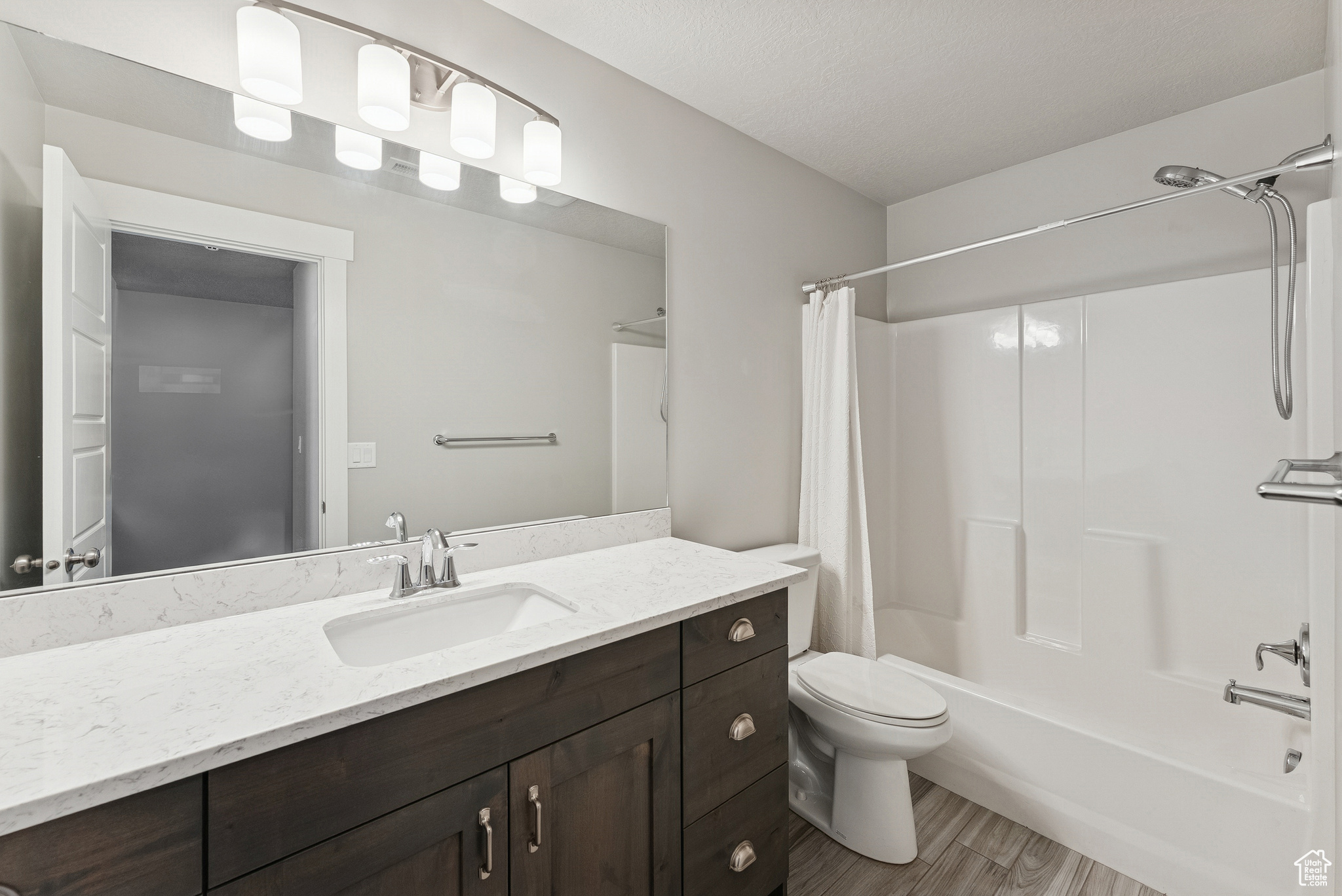 COTTAGE AT KAYSCREEK - Residential