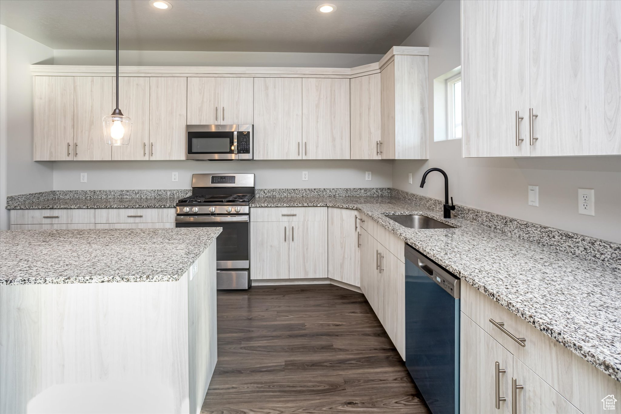 ASPIRE AT HARVEST FIELDS - Residential