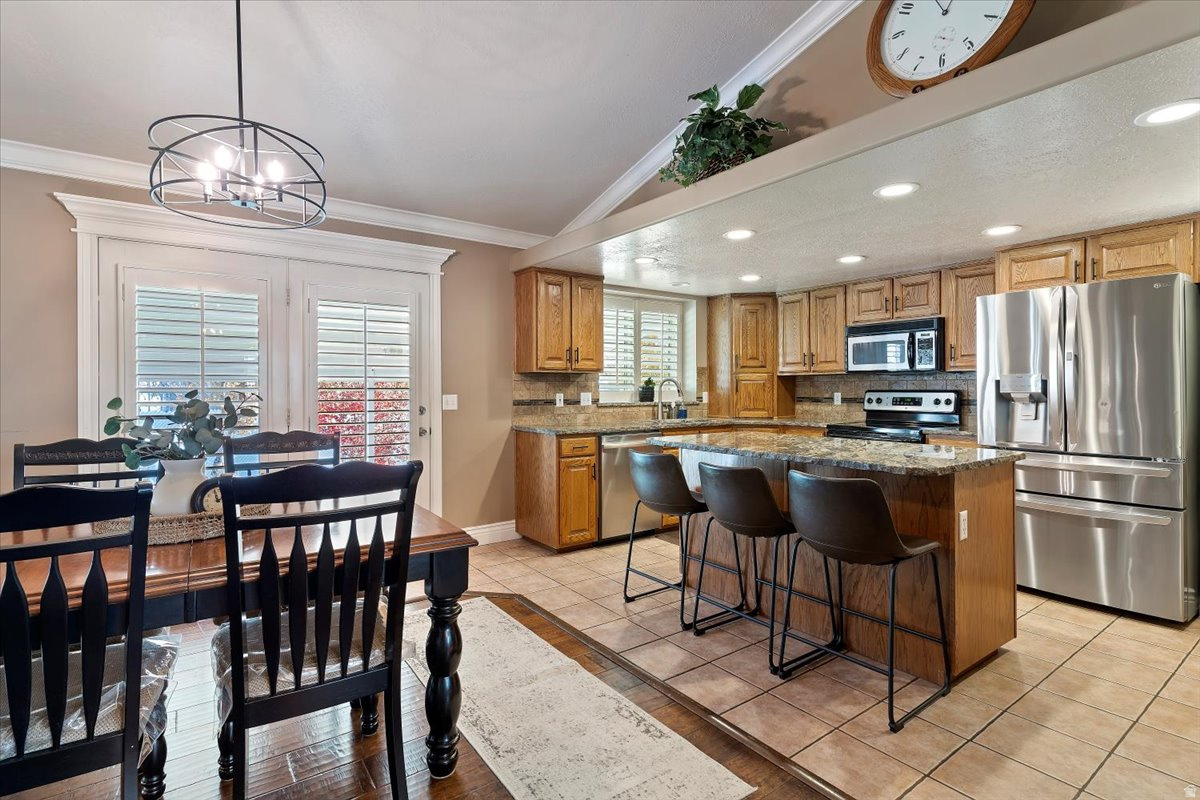 ROYAL VIEW - Residential