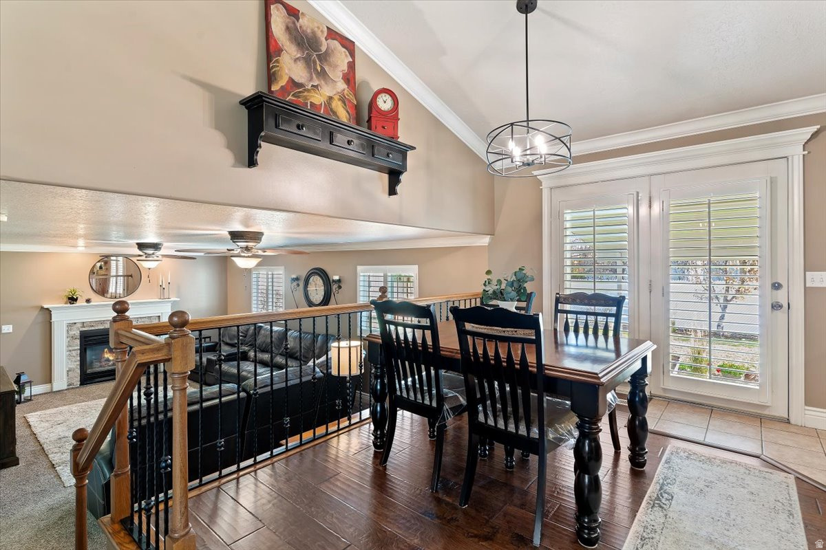 ROYAL VIEW - Residential