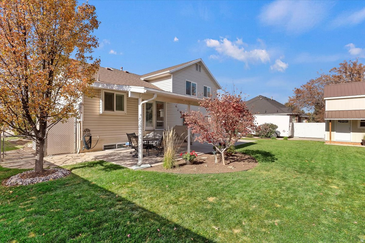 ROYAL VIEW - Residential