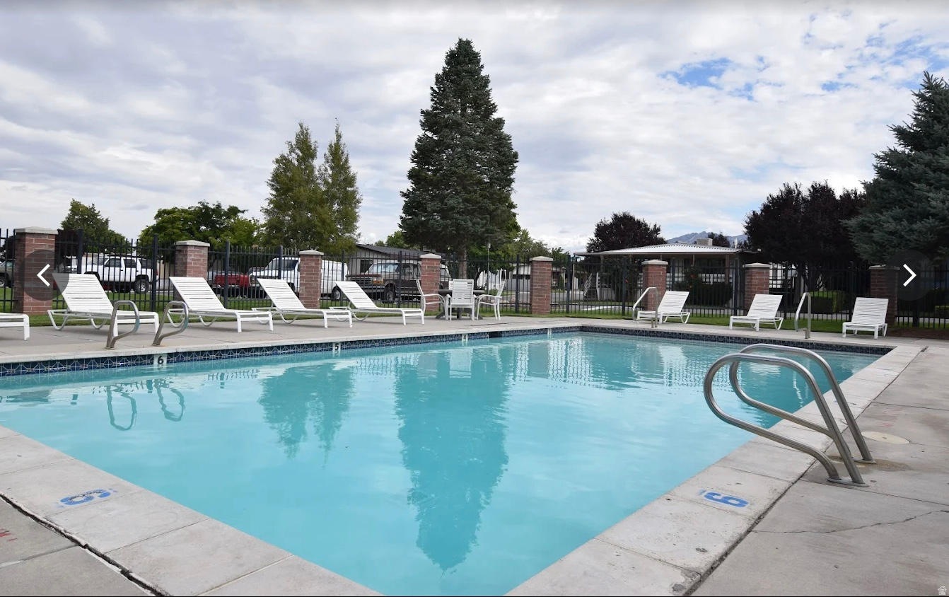 CRESCENTWOOD VILLAGE - Residential