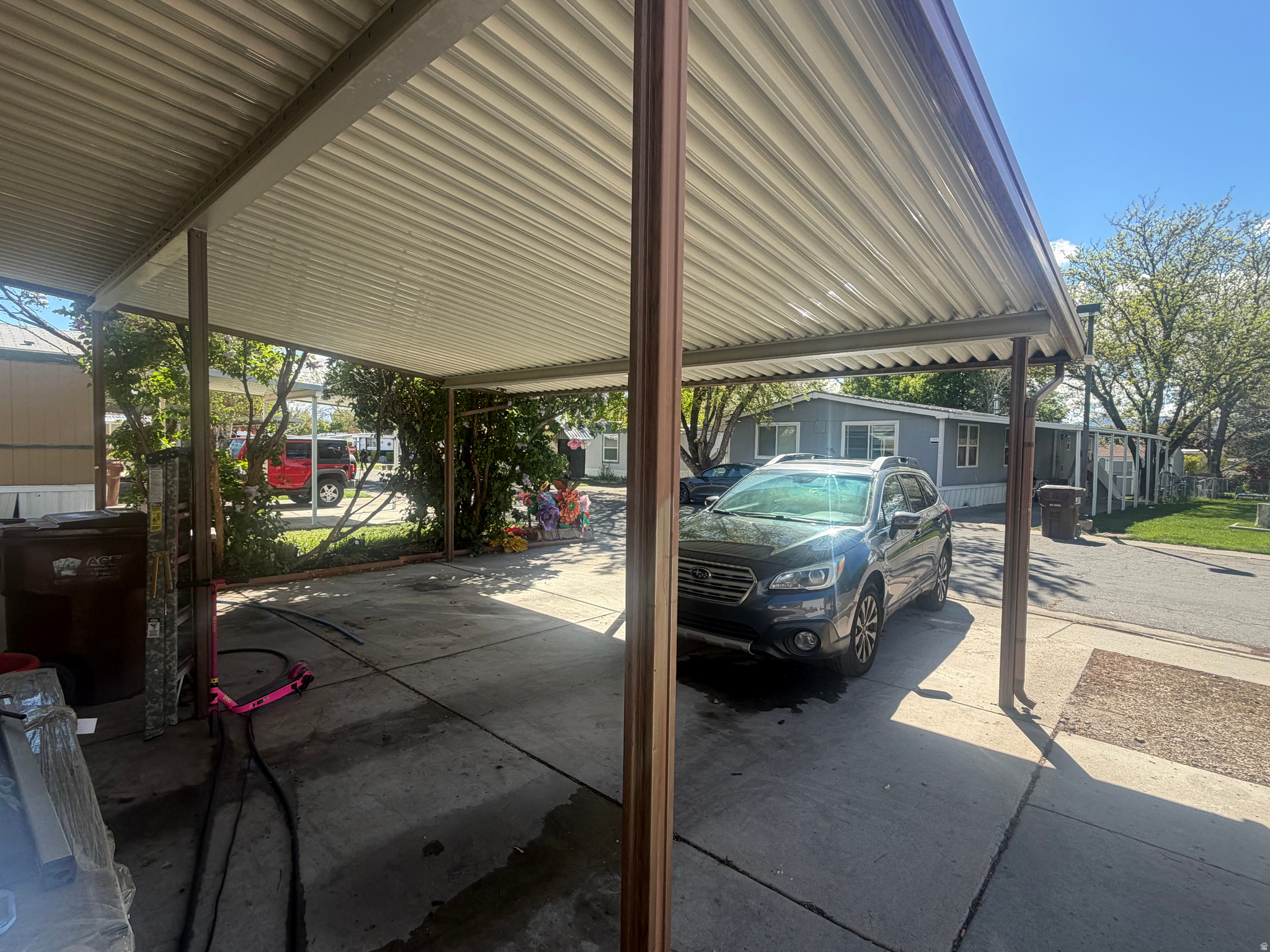 CRESCENTWOOD VILLAGE - Residential