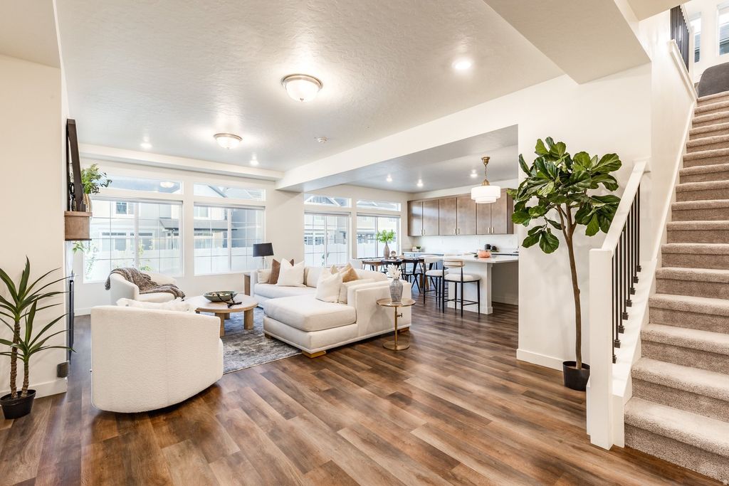 Photo of 4147 W HOLBROOK WAY, Lehi, UT 84048 (MLS # 2151156)