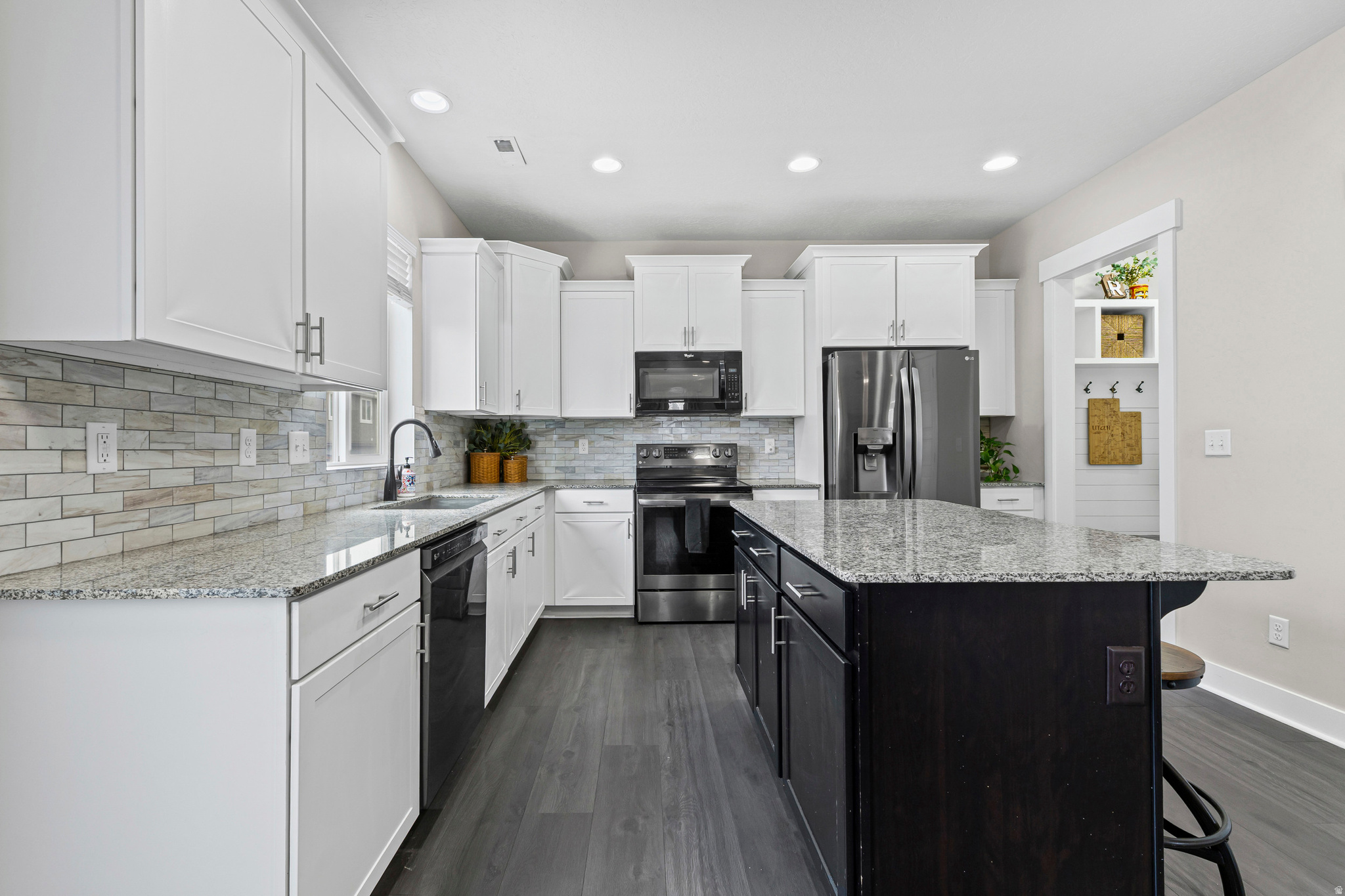 SILVERLAKE - Residential