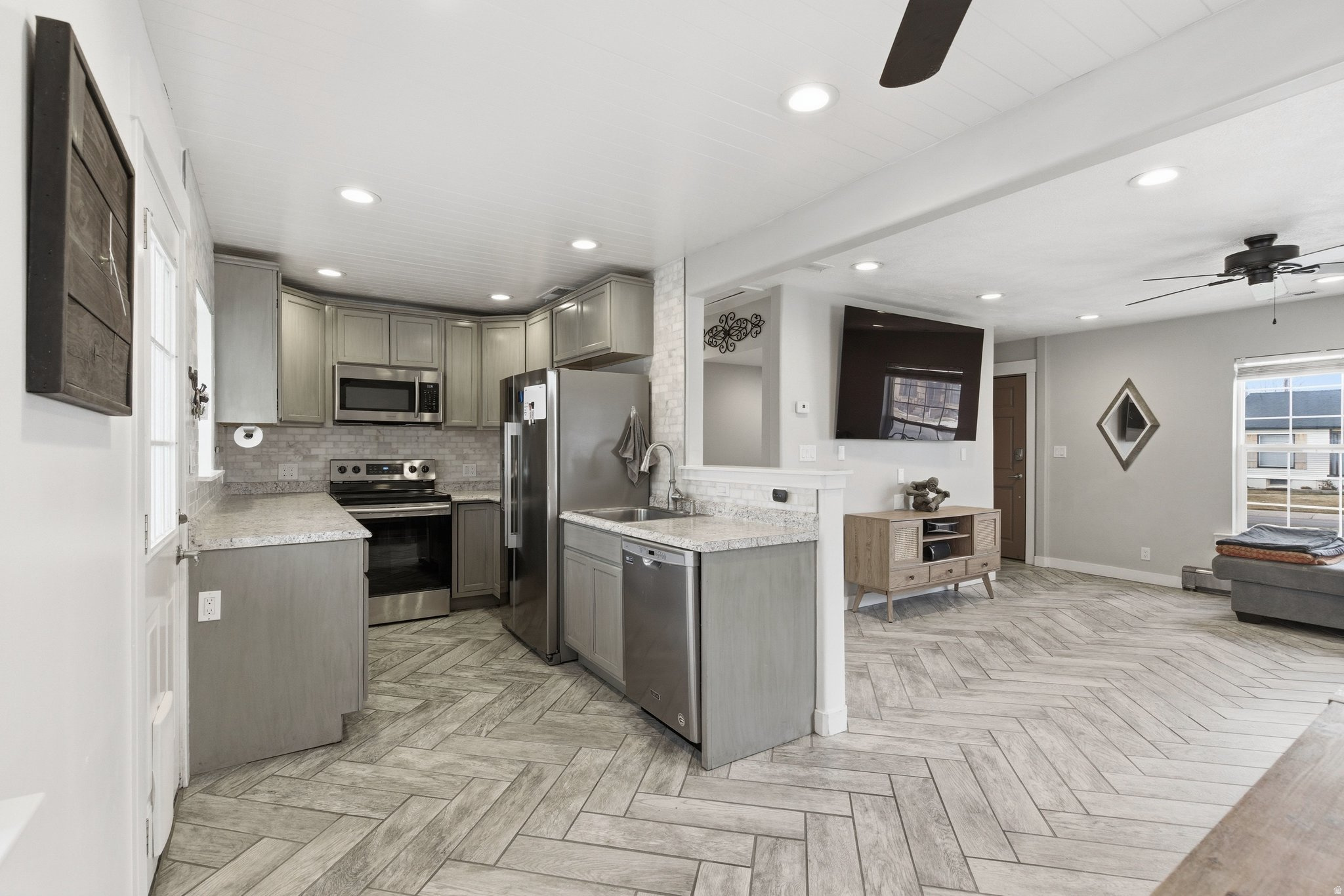 RICHLAND PARK - Residential