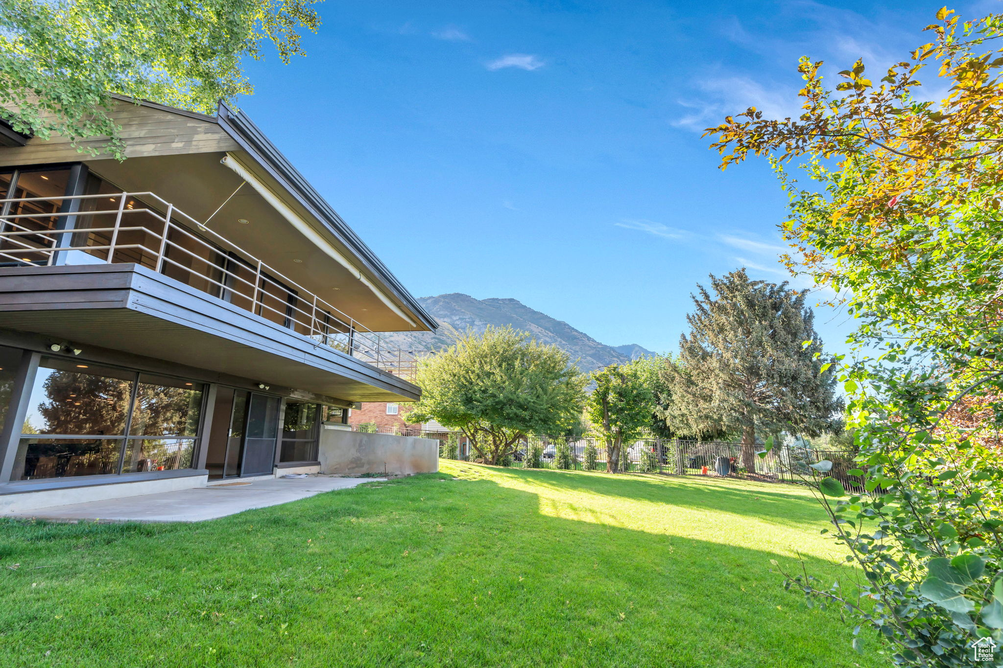 SHERWOOD HILLS - Residential
