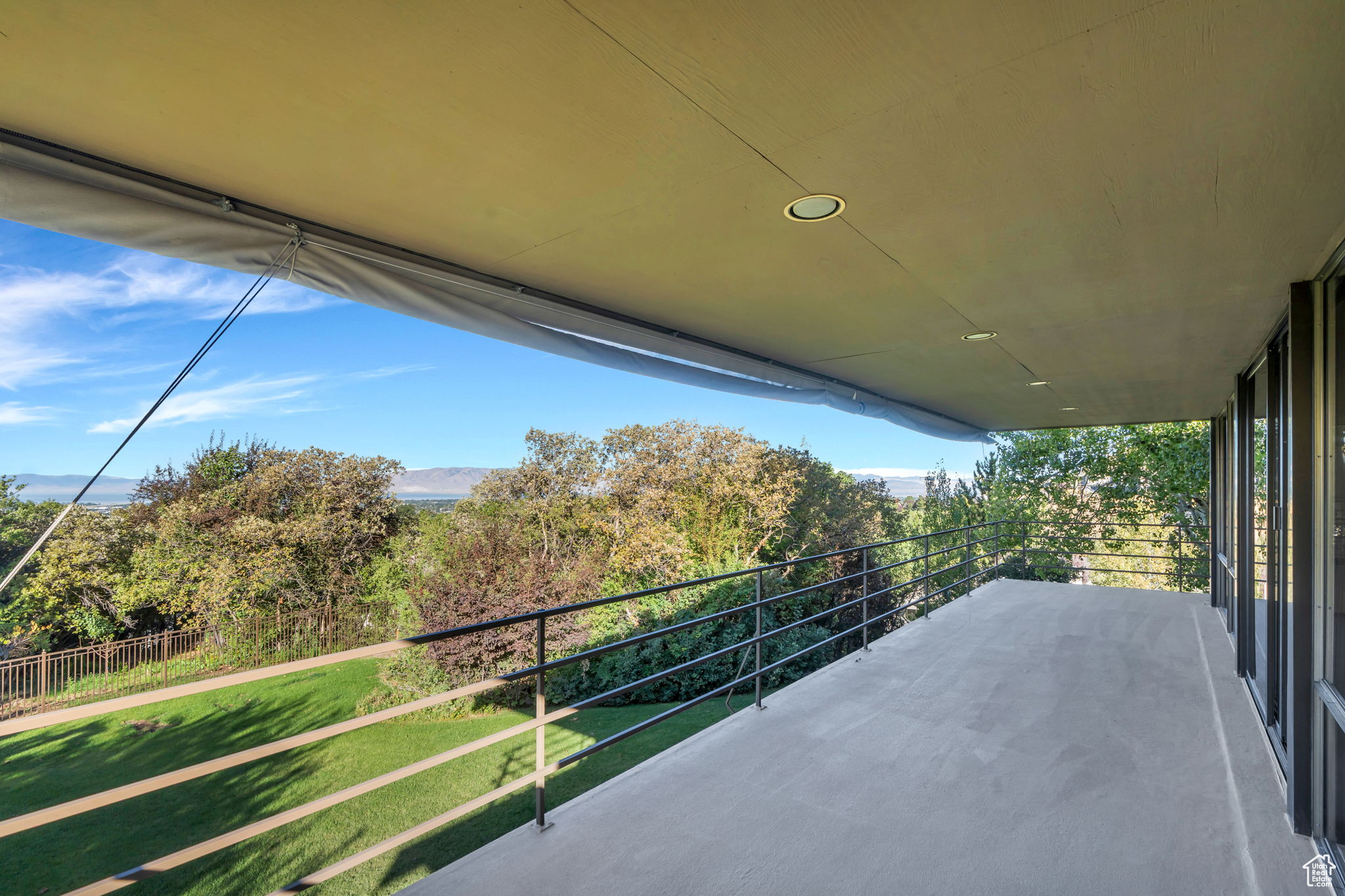 SHERWOOD HILLS - Residential