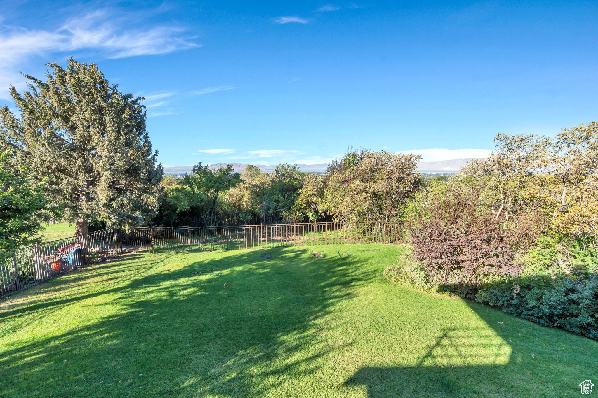 SHERWOOD HILLS - Residential