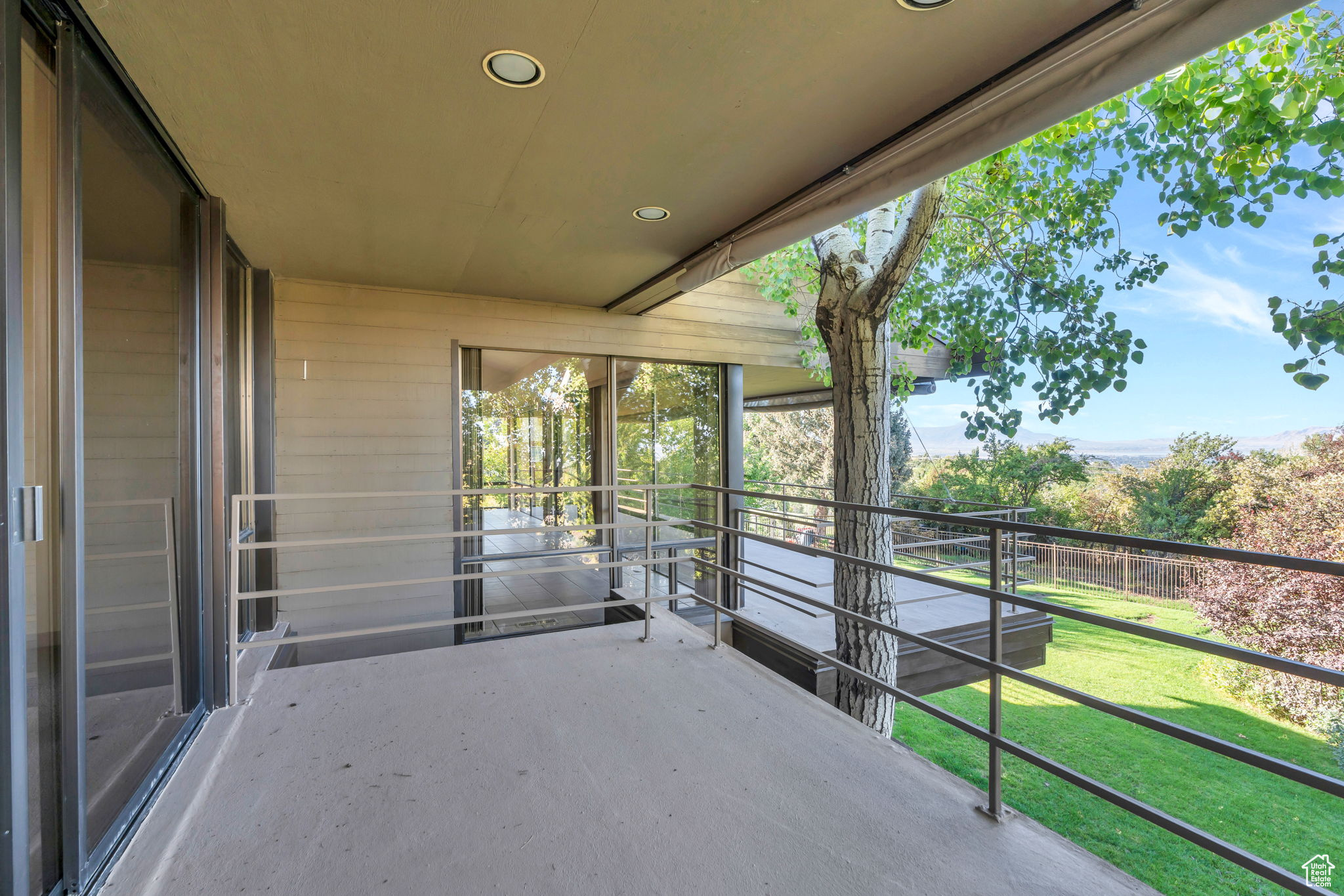 SHERWOOD HILLS - Residential