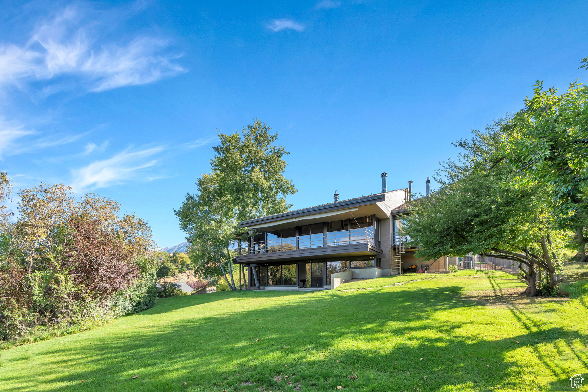 SHERWOOD HILLS - Residential