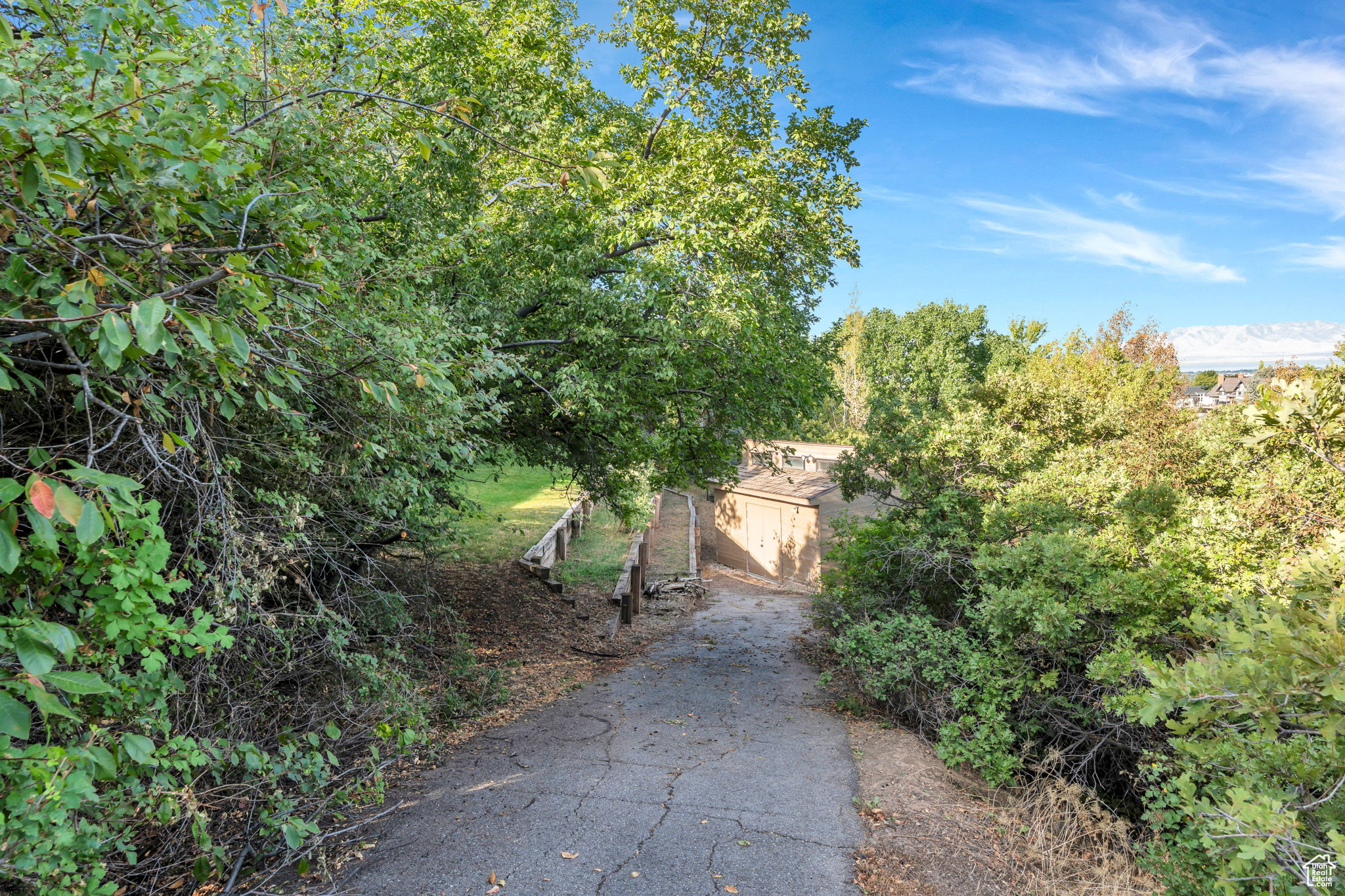 SHERWOOD HILLS - Residential