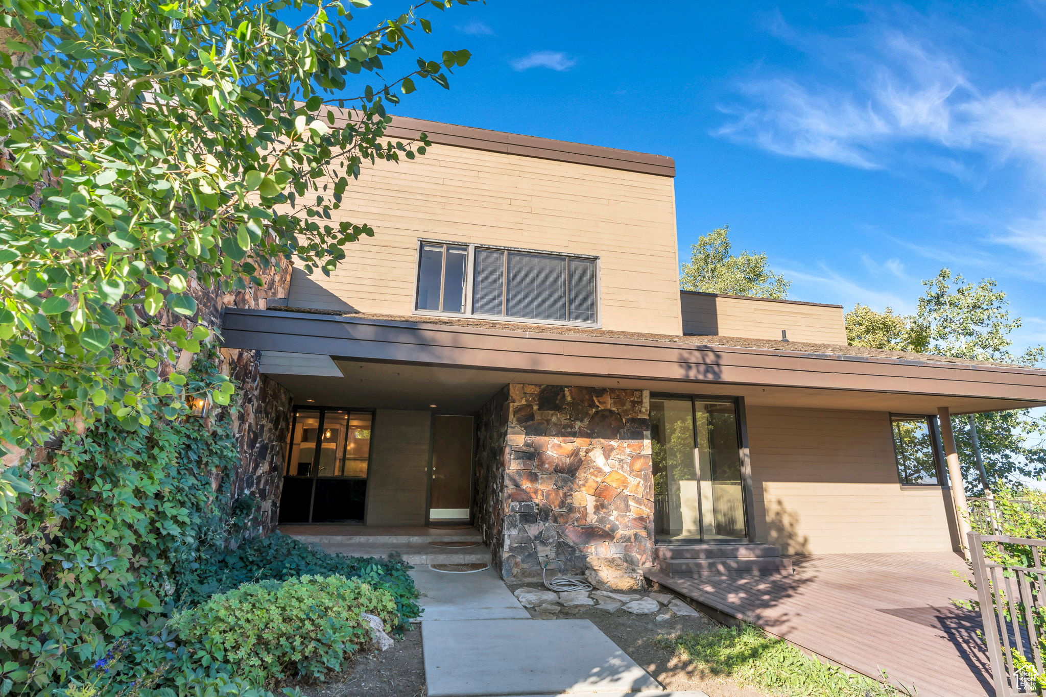 SHERWOOD HILLS - Residential