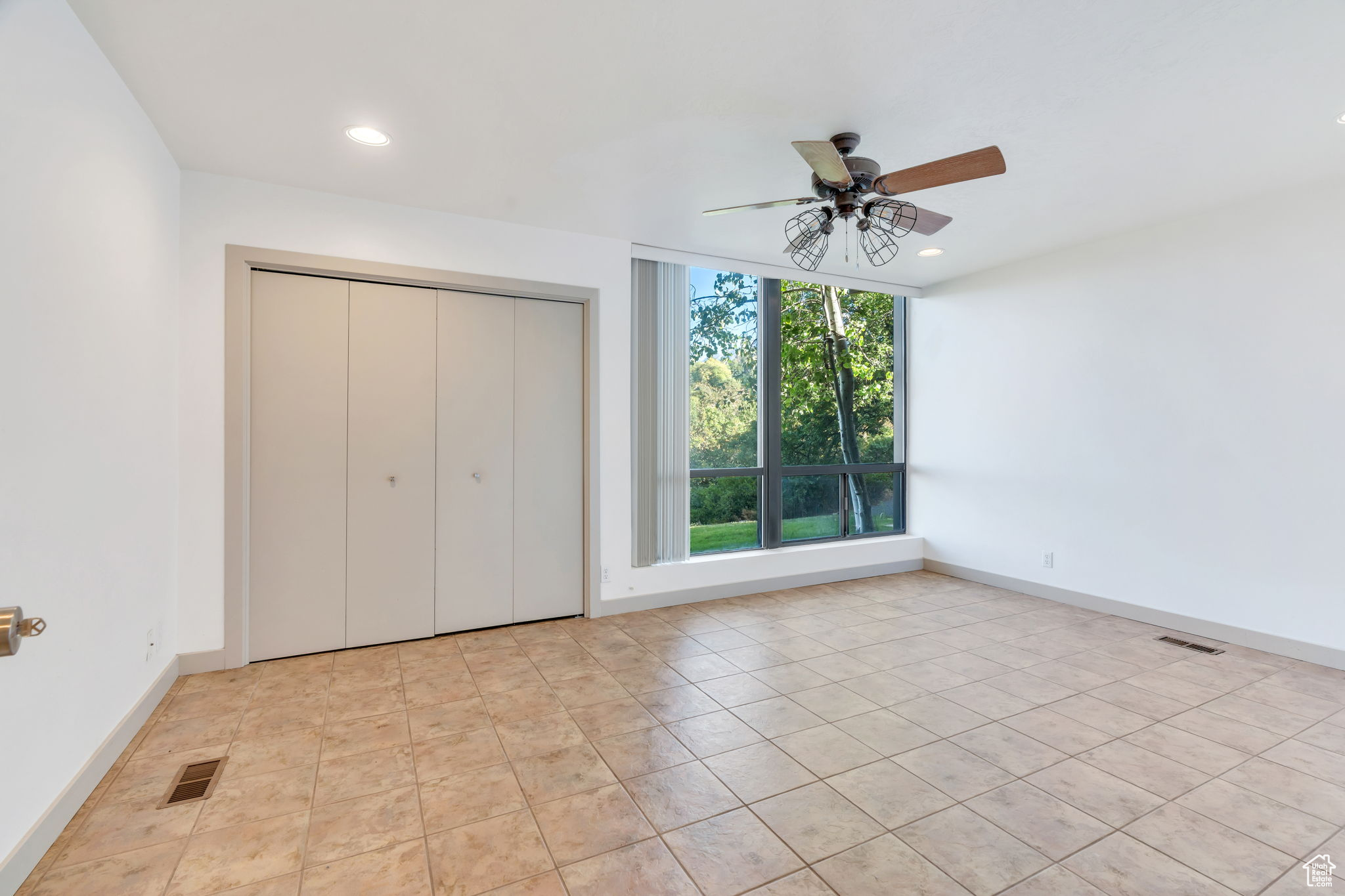 SHERWOOD HILLS - Residential