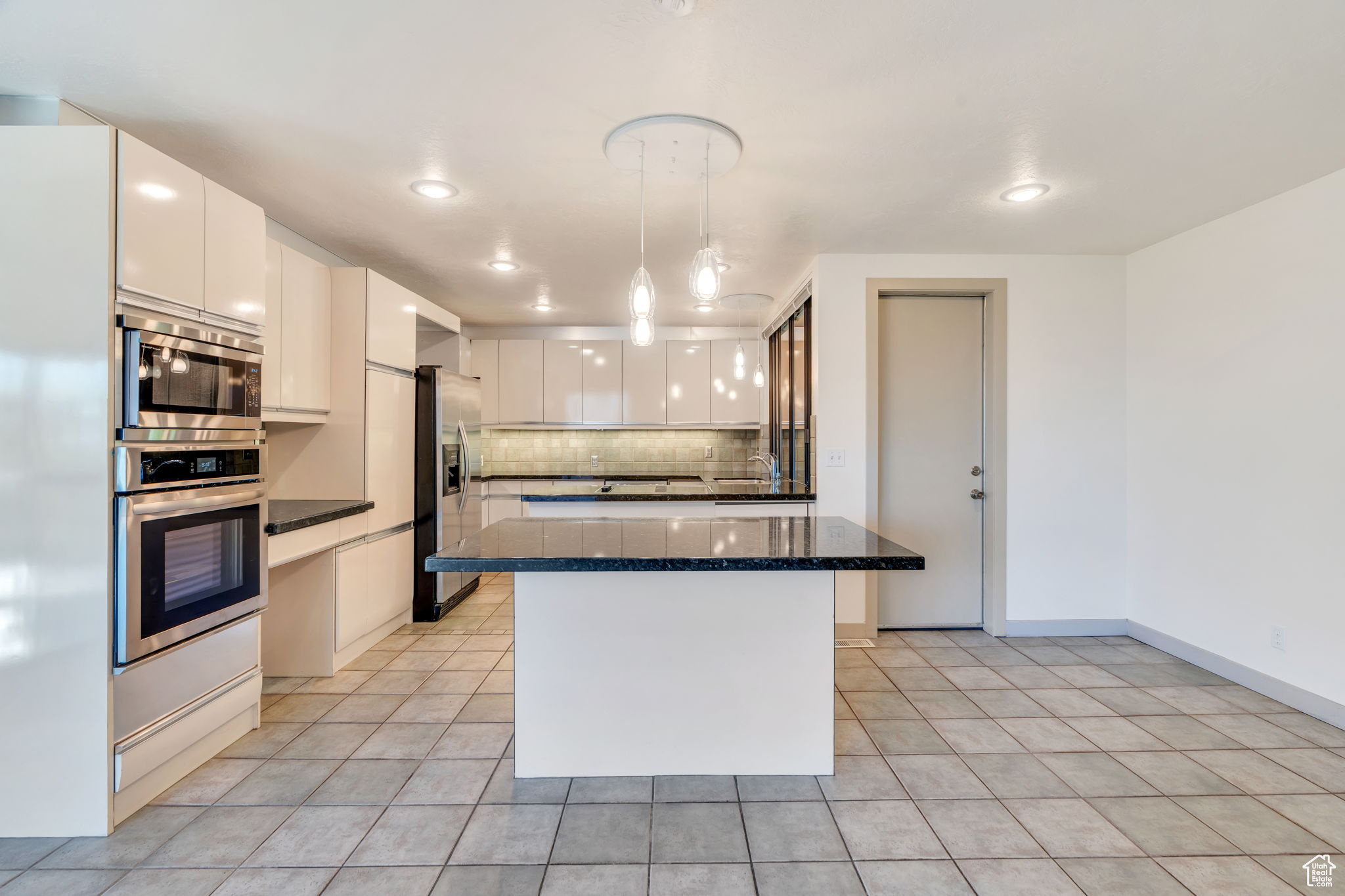 SHERWOOD HILLS - Residential