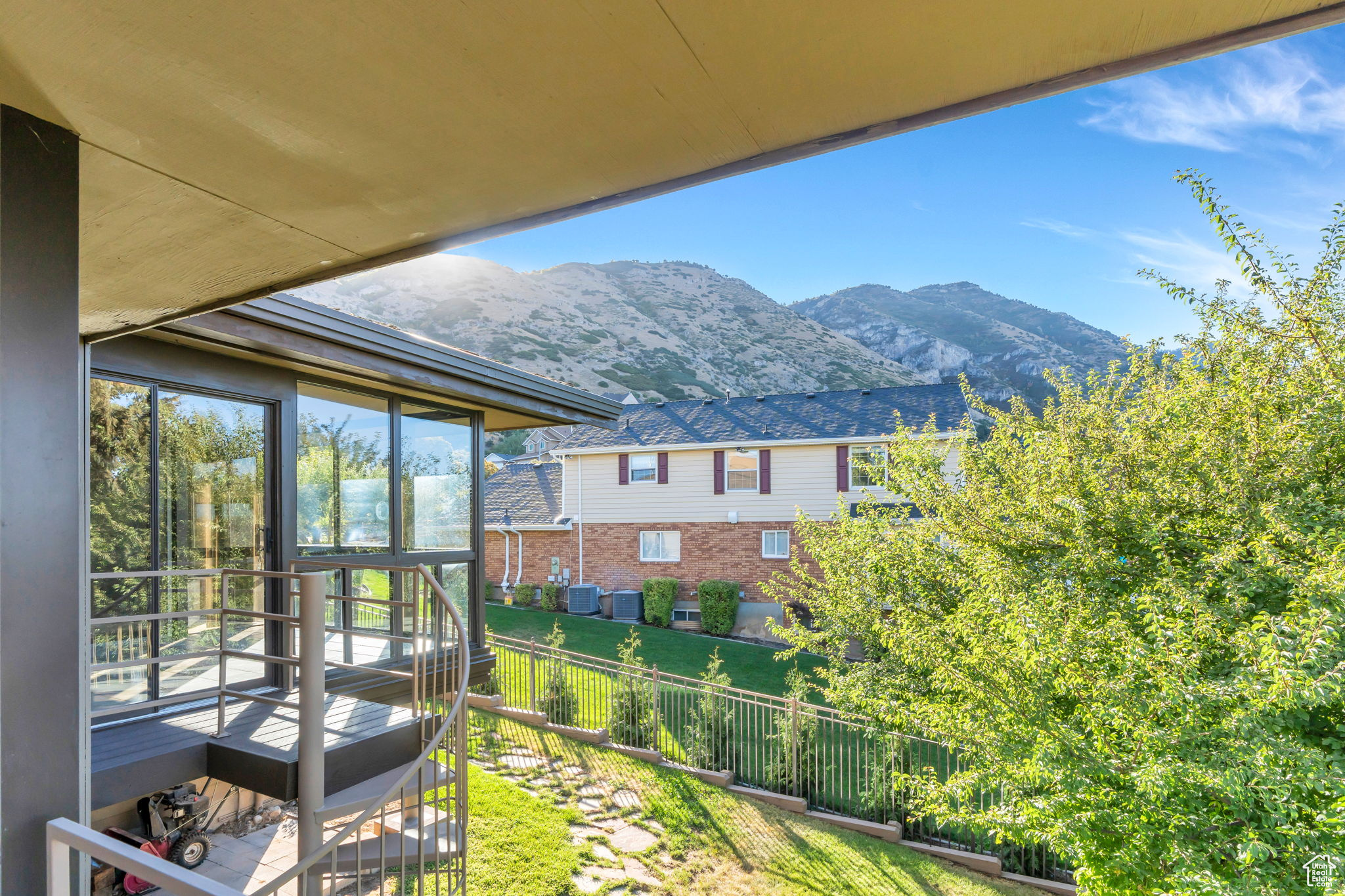 SHERWOOD HILLS - Residential